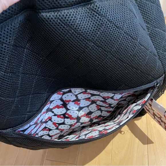 NWT hello kitty mesh backpack tote - Picture 7 of 7
